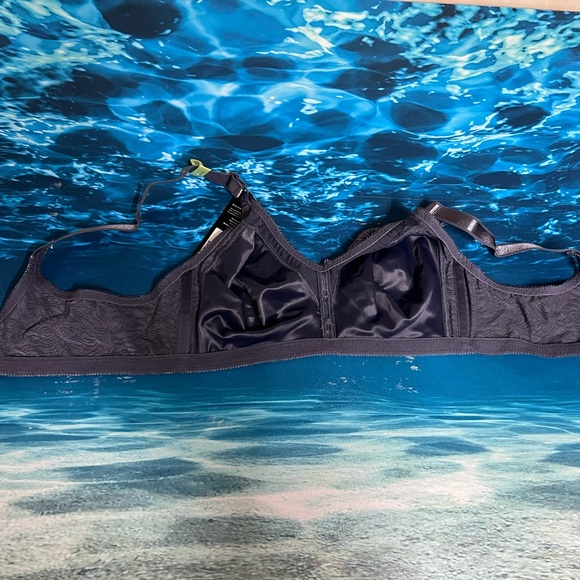 Bali Women's Elegant Black Lace Bra 38B - Picture 8 of 10